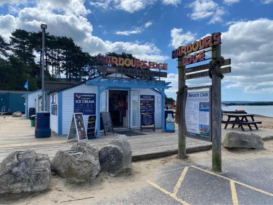 Cosy, Coastal Themed Holiday Home, Rockley Park, Poole, Dorset Екстериор снимка